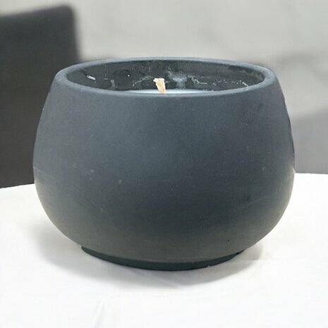 Louise Geurkaars | Zwart